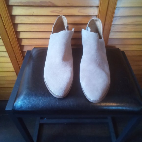 Booties - Picture 1 of 6